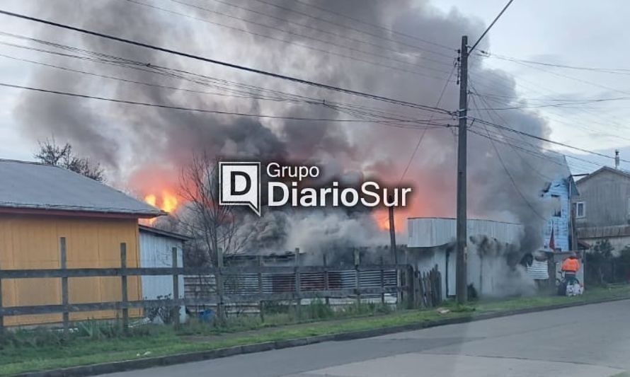 Cinco personas damnificadas dejó incendio en Paillaco