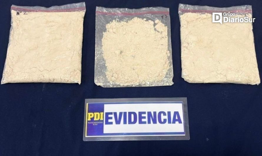 En Valdivia detienen a mujer que mantenía más de 30 mil dosis de cocaína base